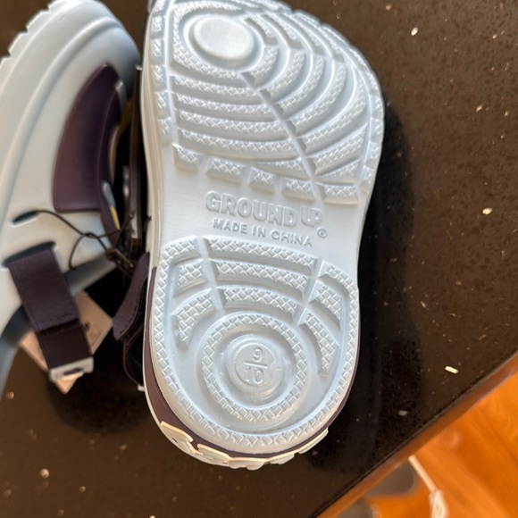 Lucy Blue Cartoon Character Slippers size 9-10 - Picture 4 of 6